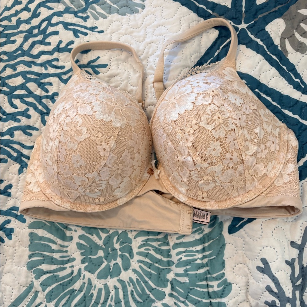 Victoria's Secret Floral Lace Bra in light tan 38C